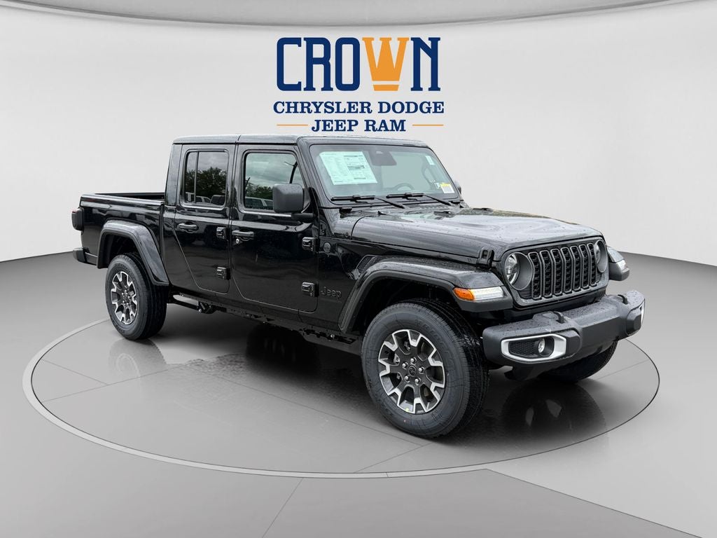 2026 Jeep Gladiator Sahara in Black Clearcoat — front three-quarter view