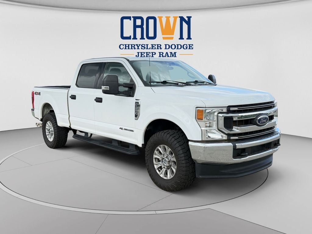 2022 Ford F-250SD XLT in Oxford White — front three-quarter view