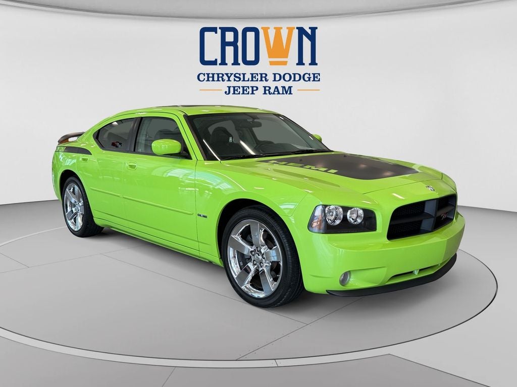2007 Dodge Charger R/T in Sublime Metallic — front three-quarter view