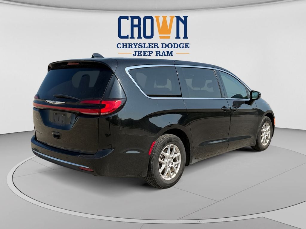 2024 Chrysler Pacifica — rear three-quarter view
