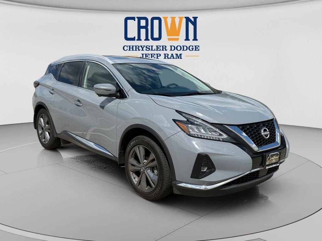 2023 Nissan Murano Platinum in Gray — front three-quarter view