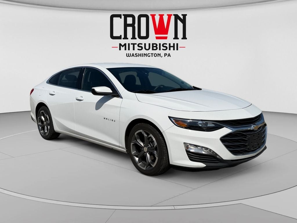 2024 Chevrolet Malibu LT 1LT in Summit White — front three-quarter view